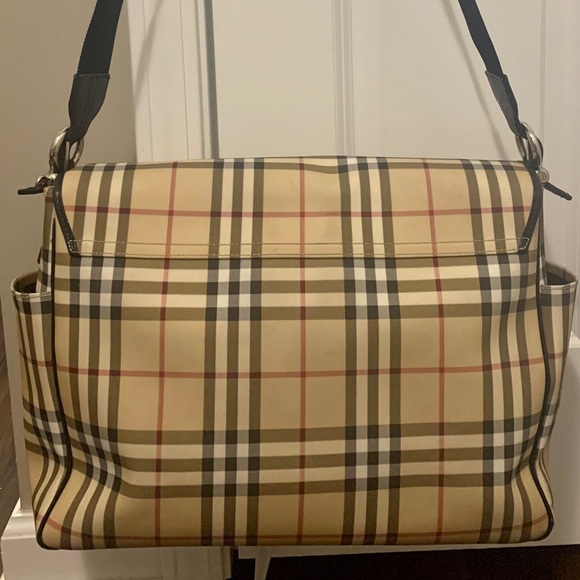 SOLD Burberry Nova Check diaper Messenger bag - Picture 7 of 7